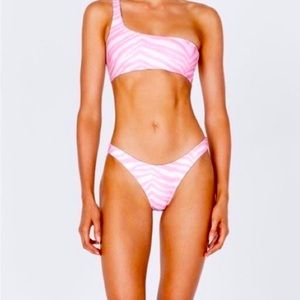 Pink triangl bikini